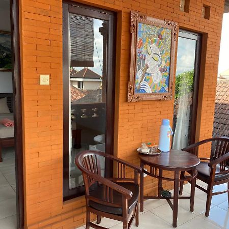 桑塔纳巴厘岛家庭住宿酒店 乌布 外观 照片